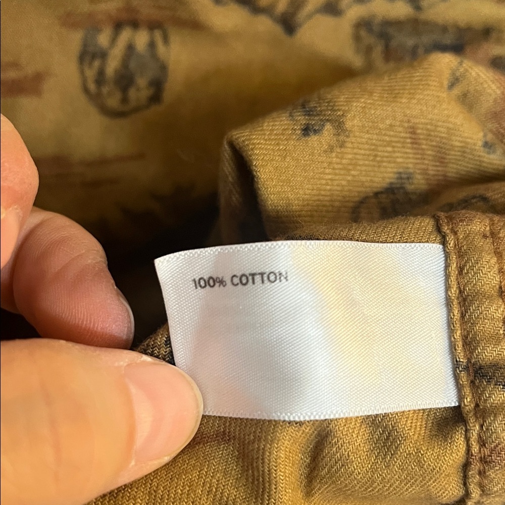 Duluth Trading Co Sz Large Brown Bear & Mountain Patterned 100% Cotton Shirt Men - Picture 8 of 8